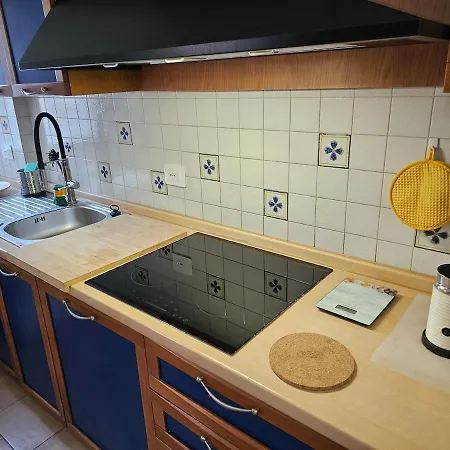 Three-room In Tortona District Milão