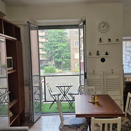 Three-room In Tortona District Milán